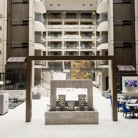 Embassy Suites By Hilton Chicago Schaumburg Woodfield-2
